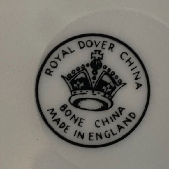 VTG Royal Dover Bone China, England, Teacup & Saucer, Yellow Birds, Pink, Floral - Picture 7 of 8